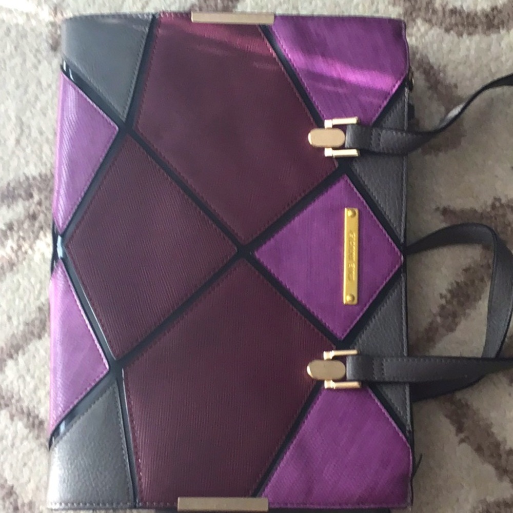 Beautiful Gianni Bini Purse
